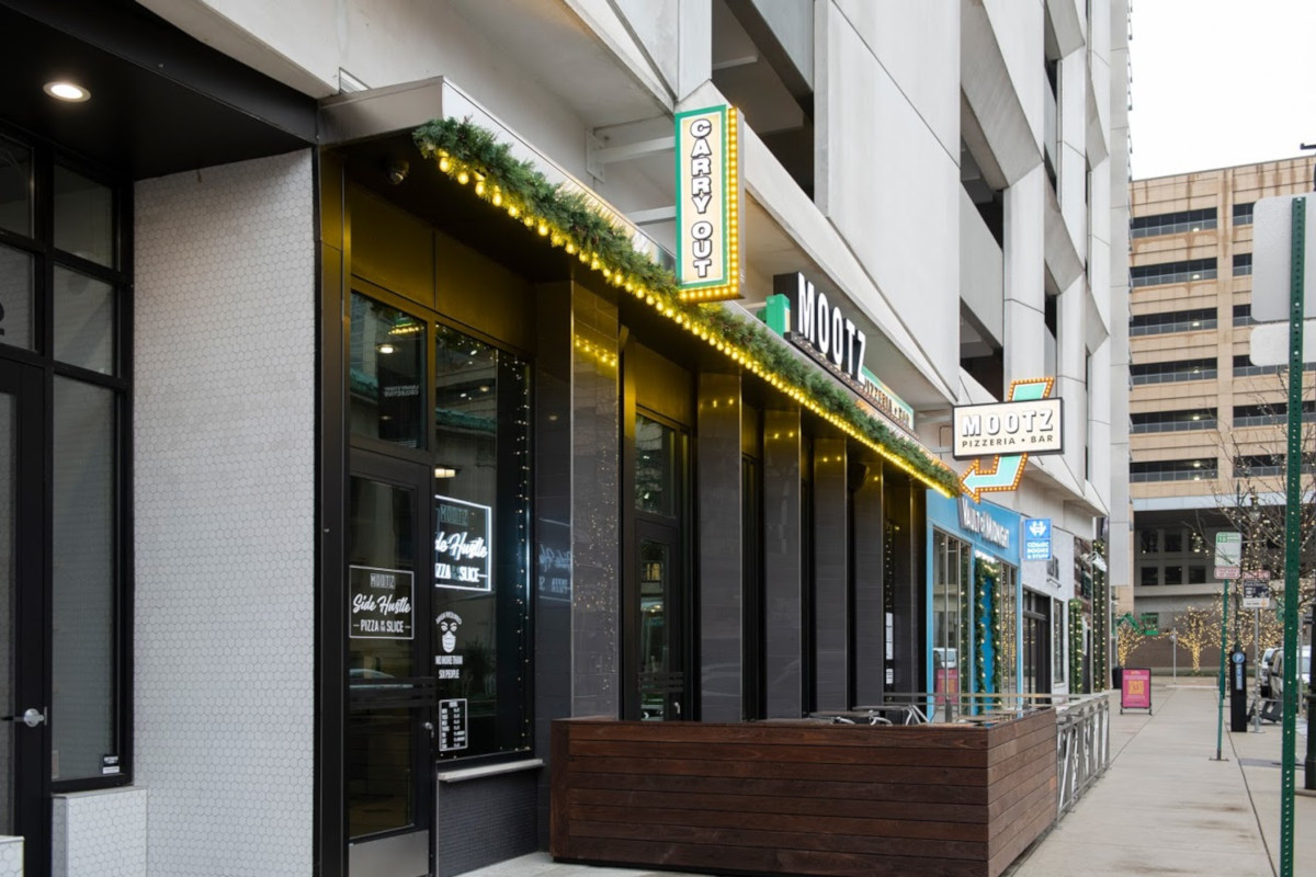 Mootz Pizzeria + Bar